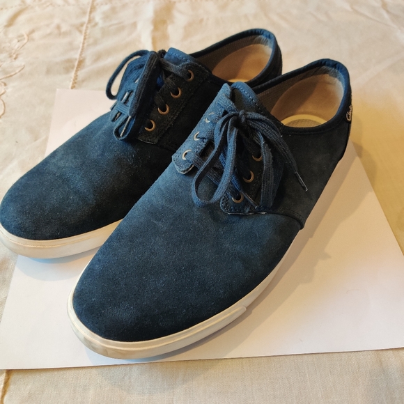 Men's size 11.5 Clarks Navy Blue Suede Sneakers - Picture 2 of 5